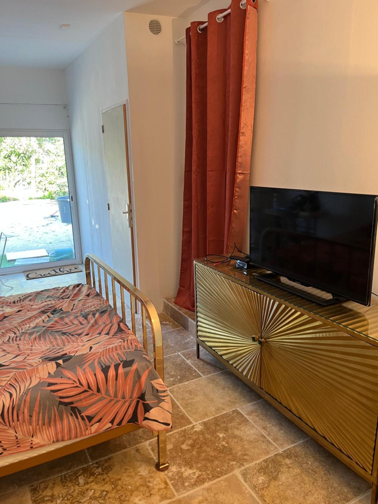 Villa Chaton LʼIsle-sur-la-Sorgue Extérieur photo